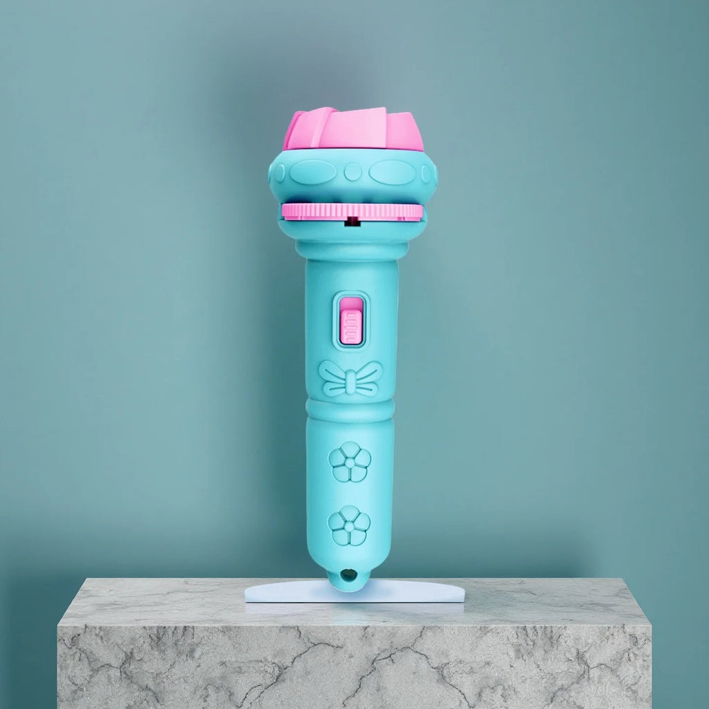 Cartoon Projection Flashlight with 10 card and 80 Patterns. Creative Children Flashlight Toy Projector